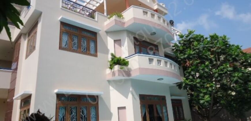 Bán biệt thự Thảo Điền Quận 2