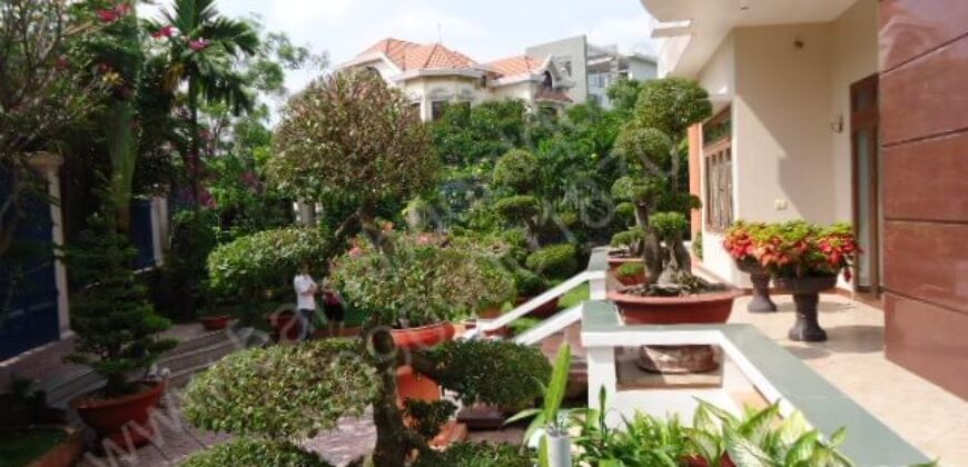 Bán biệt thự Thảo Điền Quận 2