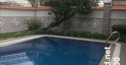 Biệt thự gần sông Sài Gòn