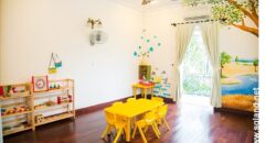 Biệt thự gần sông Sài Gòn