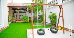 Biệt thự gần sông Sài Gòn