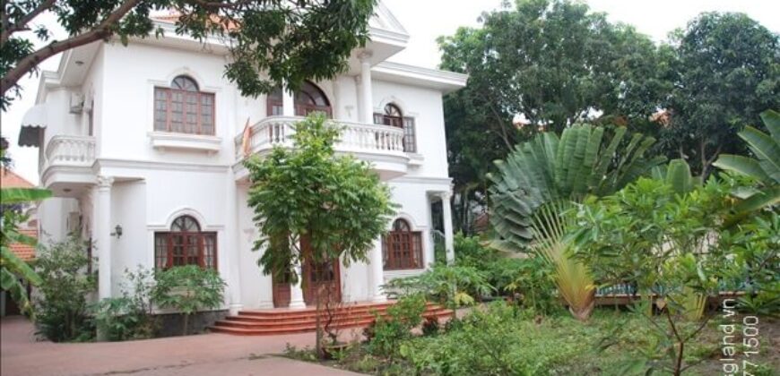 Biệt thự mặt tiền đường Trần Ngọc Diện