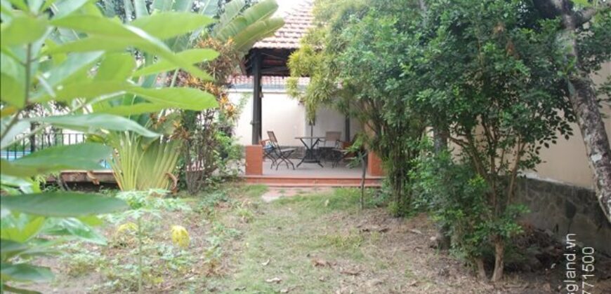 Biệt thự mặt tiền đường Trần Ngọc Diện