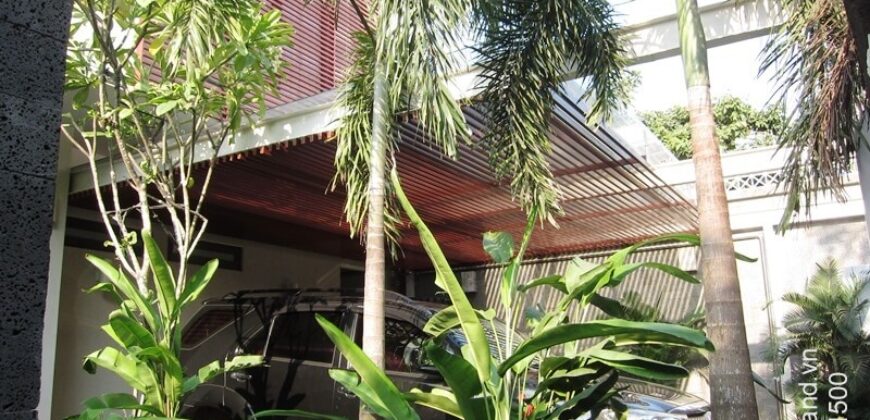 Biệt thự khu đường Võ Trường Toản