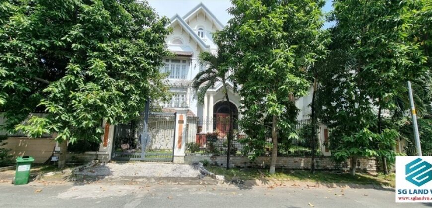 Bán biệt thự Thảo Điền