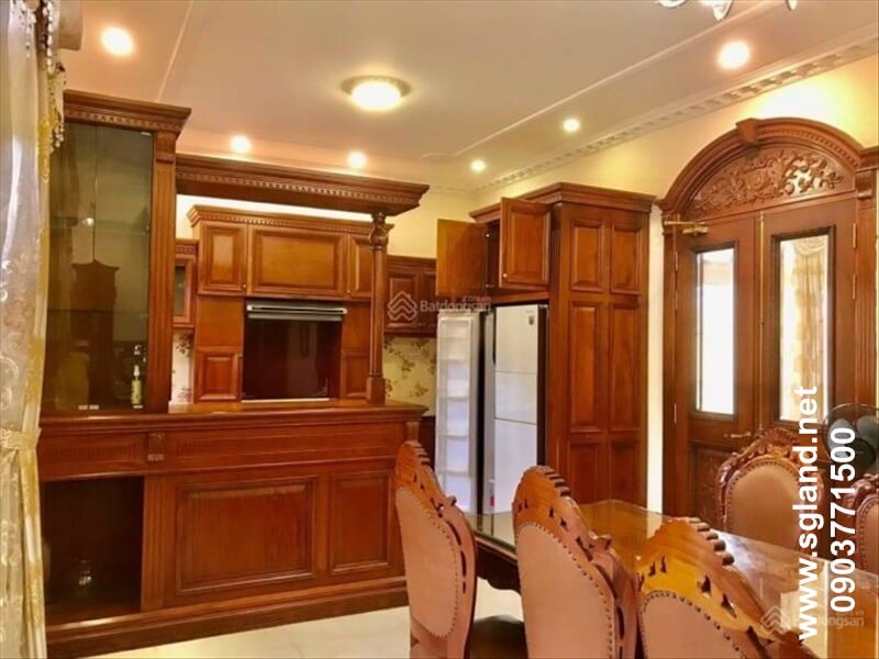 biệt thự dát vàng thảo điền