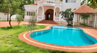 Biệt thự hồ bơi sân vườn