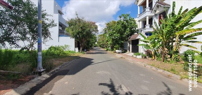 đất kiến á quận 9