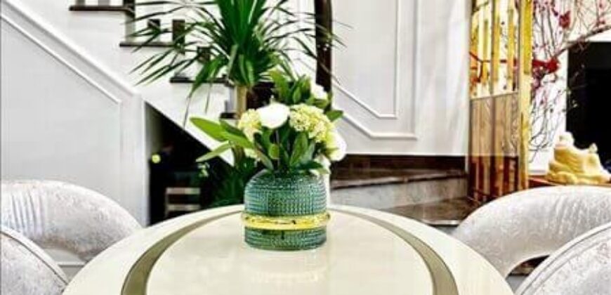 Nhà phố Verosa Khang Điền