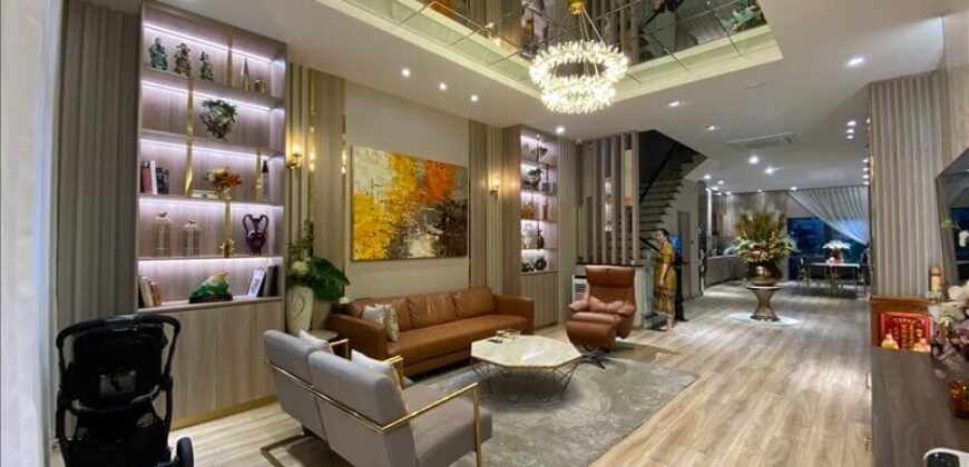 Nhà phố Verosa Park