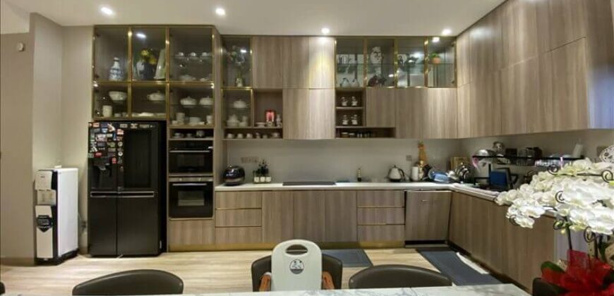 Nhà phố Verosa Park