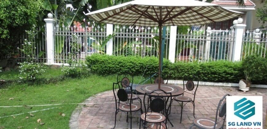 Bán biệt thự đường Xuân Thủy