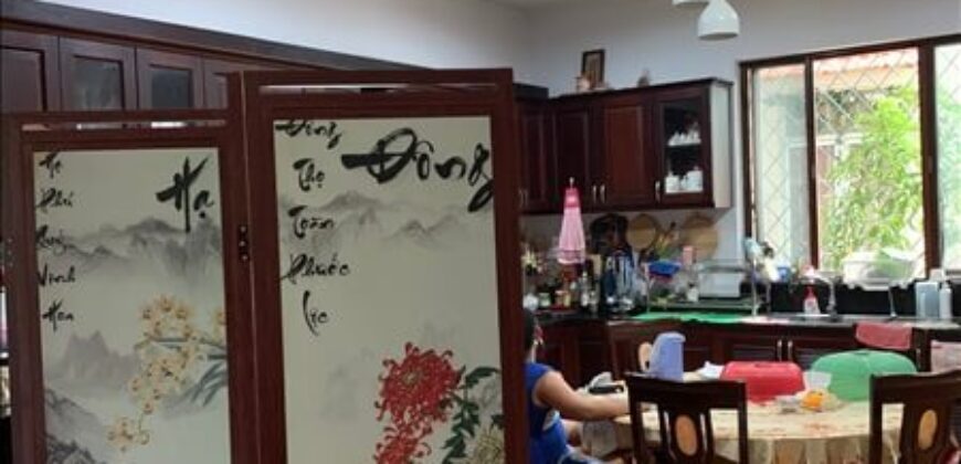 Bán biệt thự đường Xuân Thủy Thảo Điền