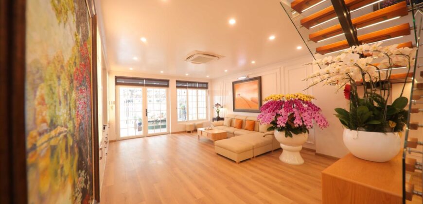 Bán nhà Thảo Điền Quận 2 | Ngôi nhà đẹp, chất lượng, đẳng cấp 5 sao