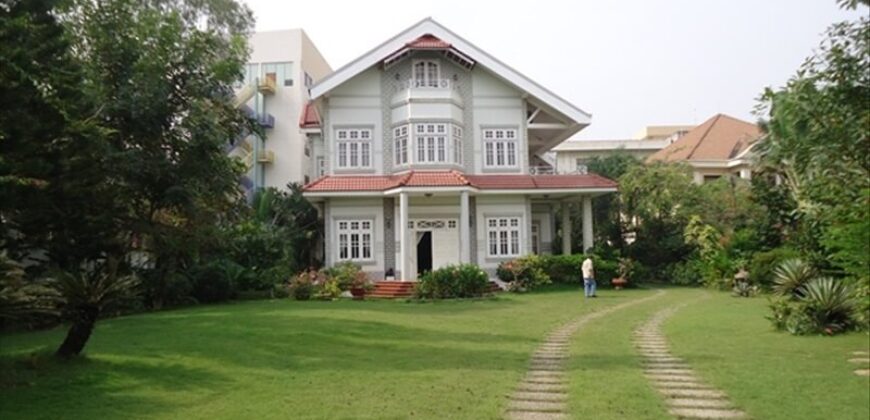 Bán biệt thự 33 Giang Văn Minh