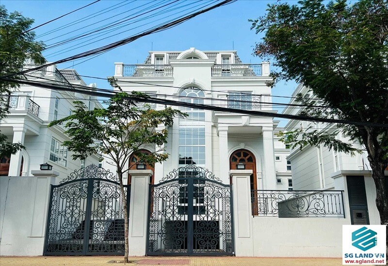 king crown village thảo điền