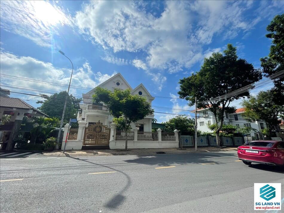 Biệt thự mặt tiền Nguyễn Văn Hưởng tại – Nhà Đất Sài Gòn | Biệt thự Thảo Điền Quận 2