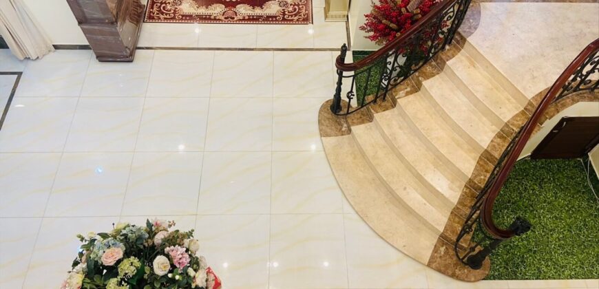 Bán biệt thự Nguyễn Văn Hưởng Thảo Điền